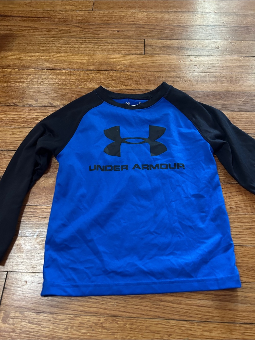 Old Navy Boys' Maroon Long-Sleeve Graphic Tee - Marooni - Picture 8 of 10